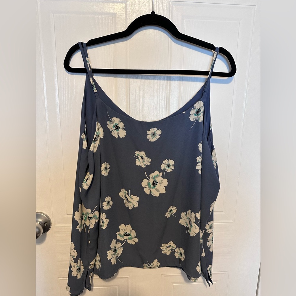Floral Print Women's Top - Picture 2 of 2